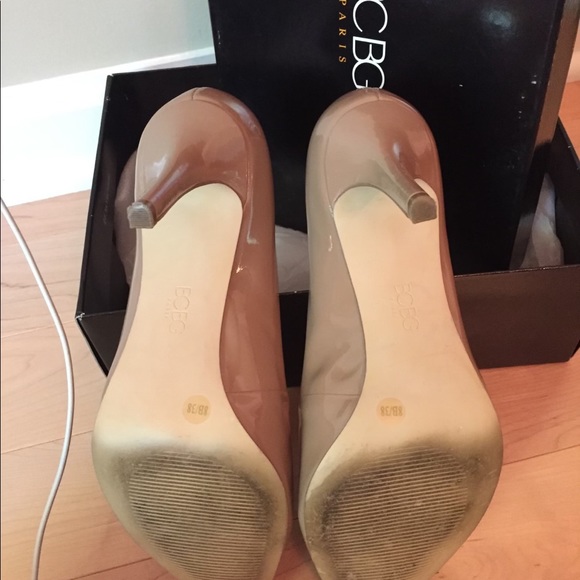 BCBG Gaminkha Pumps - Picture 2 of 3